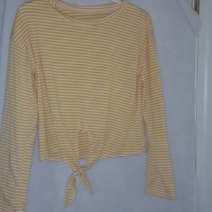 Junior's size large top